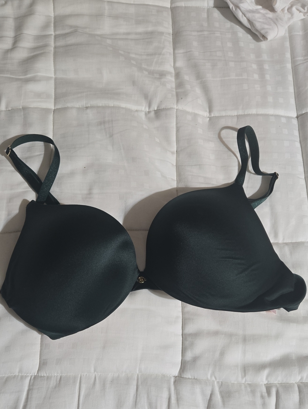 Victoria's Secret Black Seamless T-Shirt Bra